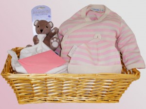 Canastilla de regalo para niñas Canastilla de regalo para niñas