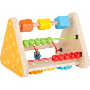 Juego de motricidad en triángulo