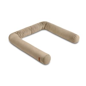 Protector en Rulo para Cuna – 200 cm – Tejido Aterciopelado y Relleno Antialérgico-Beige