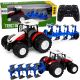 Tractor agrícola control remoto con plow en detalle
