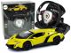 Coche a control remoto Lamborghini Veneno Amarillo con luz encendida.