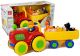 Tractor con remolque y animales para bebés