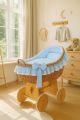 Moisés de Mimbre Carina Natural con Ropa de Cuna Azul – MY SWEET BABY - imagen 2
