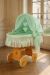 Capazo de Mimbre Natural con Dosel Amelie + Ropa de Cama Menta – MY SWEET BABY en un salon puesto