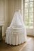 Cuna moisés de mimbre blanco Little Prince & Princess con dosel vista lateral