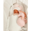 bebé durmiendo en moises de mimbre shopmami