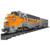 Lean Toys tren pasajeros RC gris y amarillo montado sobre vías, estética tren exprés moderno