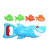 Juego de baño tiburón cazador de peces azul