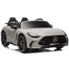 Coche eléctrico Mercedes AMG DK-GT63 en gris claro con diseño deportivo