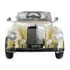 Detalle del salpicadero con LEDs y audio MP3 USB SD del Mercedes 300S