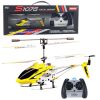 Helicóptero RC Syma S107G Amarillo con luces LED encendidas.
