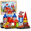Bloques de construcción magnéticos de Lean toys en la estación de bomberos