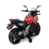 Moto Honda NC750X roja Toyz, detalle ruedas de entrenamiento y faros LED