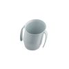 Vaso Doidy cup gris en uso durante el destete
