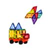 Niños jugando y construyendo con bloques magnéticos Lean Toys.