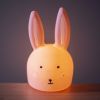 Luz de noche Trixie - Mrs. Rabbit, suave y recargable - imagen 2