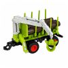 Modelo de tractor remolque forestal en acción para jugar en el jardín