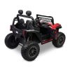 Dos niños en el Blaze rojo off-road con mando parental en jardín