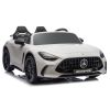 Mercedes AMG DK-GT63 blanco con motor potente