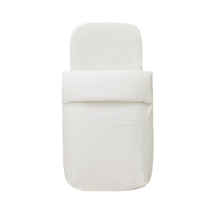 Saco Capazo + Colchoneta Regent en color crema, ideal para la comodidad del bebé.