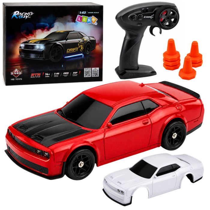 Coche de drift RC rojo con carrocería intercambiable de Lean toys.