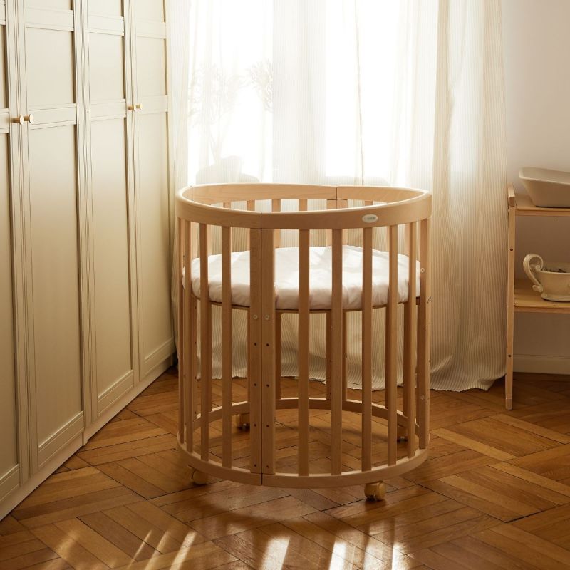 Cuna Ovalada Waldin 7 en 1 con colchón de madera natural