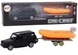 Coche Off-Road Negro con Remolque y Barco Naranja