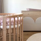 Protector trenzado de terciopelo en color rosa empolvado para decoración