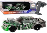Coche de Control Remoto 1:16 con Ruedas de Goma Verde