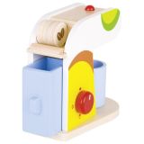 Cafetera con accesorios de madera de juguete, de Goki2