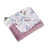 Manta Minky infantil detalle cintas sensoriales de colores