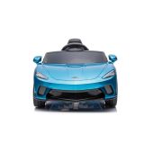 Coche McLaren GT en azul con asiento de eco-cuero.