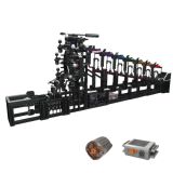 Pista de canicas con bloques de construcción y motor eléctrico