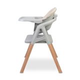 Silla alta Caretero Smartee beige transformada en mesa de dibujo