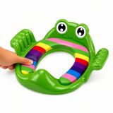 Asiento de inodoro infantil de Lean toys con suaves manejadores.