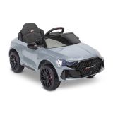 Coche Audi RS3 Toyz en uso, perfecto para el jardín.