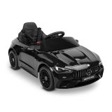 Coche Mercedes-Benz Toyz en uso en el parque, perfecto para los pequeños conductores.