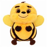 Película de peluche en un dormitorio infantil decorado.
