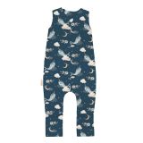Saco de dormir de Waldin en color azul marino, ideal para descansar.