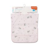 Babero Babyono material impermeable y fácil de limpiar