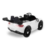 Toyz Volti blanco, detalle interior ecopiel con cinturón y volante multimedia