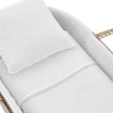 Moisés de palma interior con colchón y vestidura textil coordinada