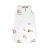 Saco de dormir de bambú 0-6 meses en color blanco con diseño de ovejitas