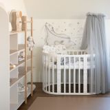 Dosel de tul gris de Waldin, ideal para decorar la habitación del bebé.