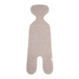 Almohadilla antisudor Sensillo en color cappuccino, ideal para sillas de coche.