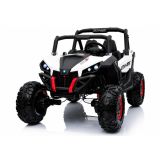 Jeep Lean Cars 4x4, detalle asiento ecopiel, cinturones y puertas abatibles