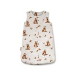 Saco de dormir de bambú Waldin con diseño de ositos en color beige.