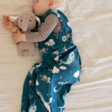 Saco de dormir de bambú 0-6 meses 0,5 TOG Ballenas – Azul marino