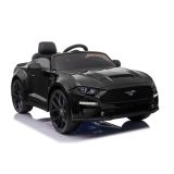Coche eléctrico infantil Ford Mustang GT negro con licencia oficial Ford, vista frontal