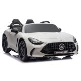 Mercedes AMG DK-GT63 blanco con motor potente